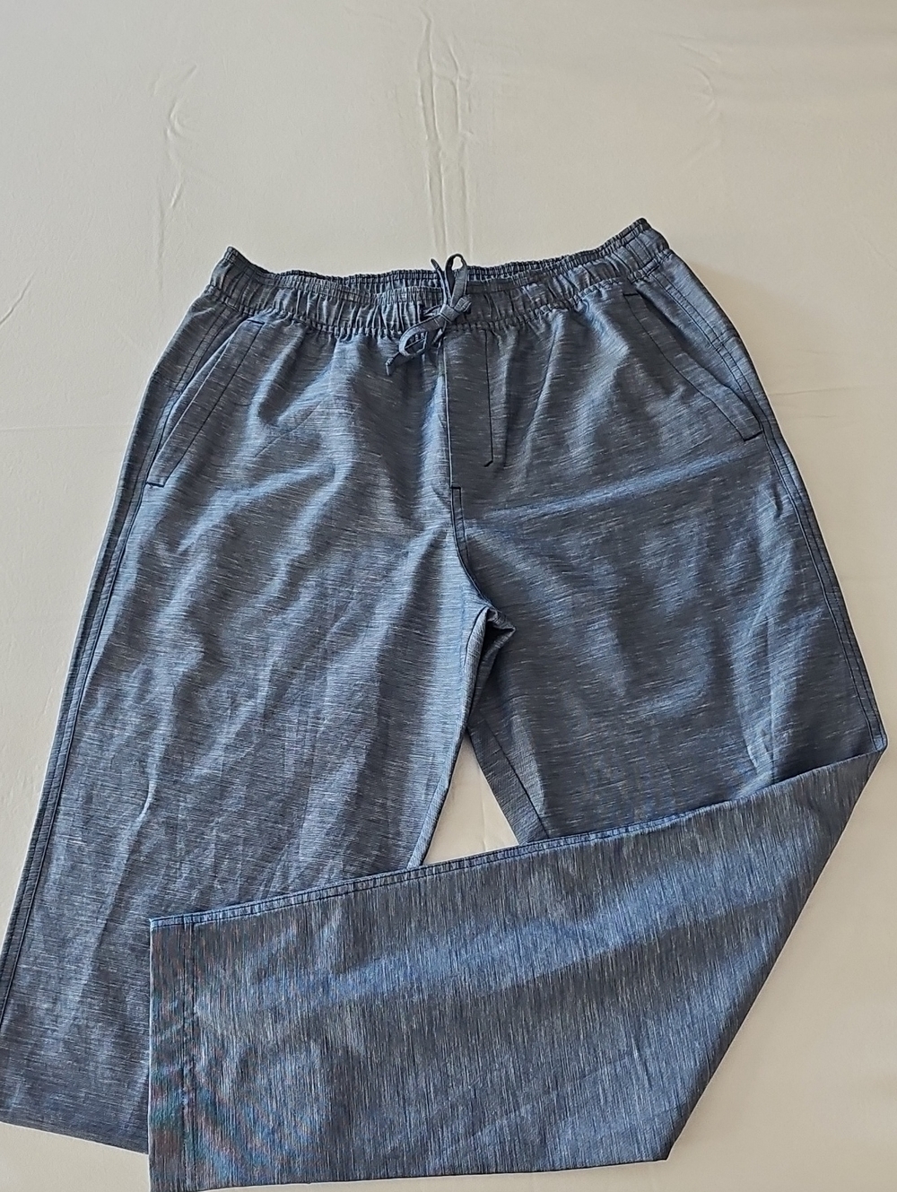 lululemon Athletica LuluLinen Pleated Trouser - Regular Fit